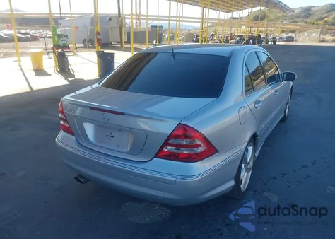 2006 Mercedes-Benz C 230 Sport from USA, damaged, VIN WDBRF52HX6F816417
